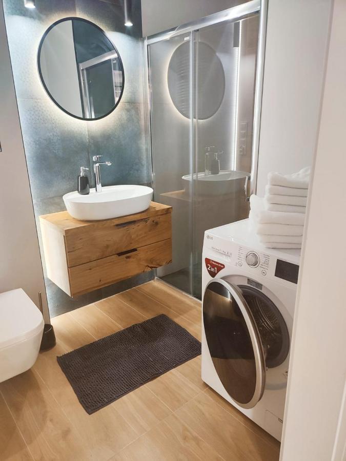 Miodowy Apartament Złotów Eksteriør bilde